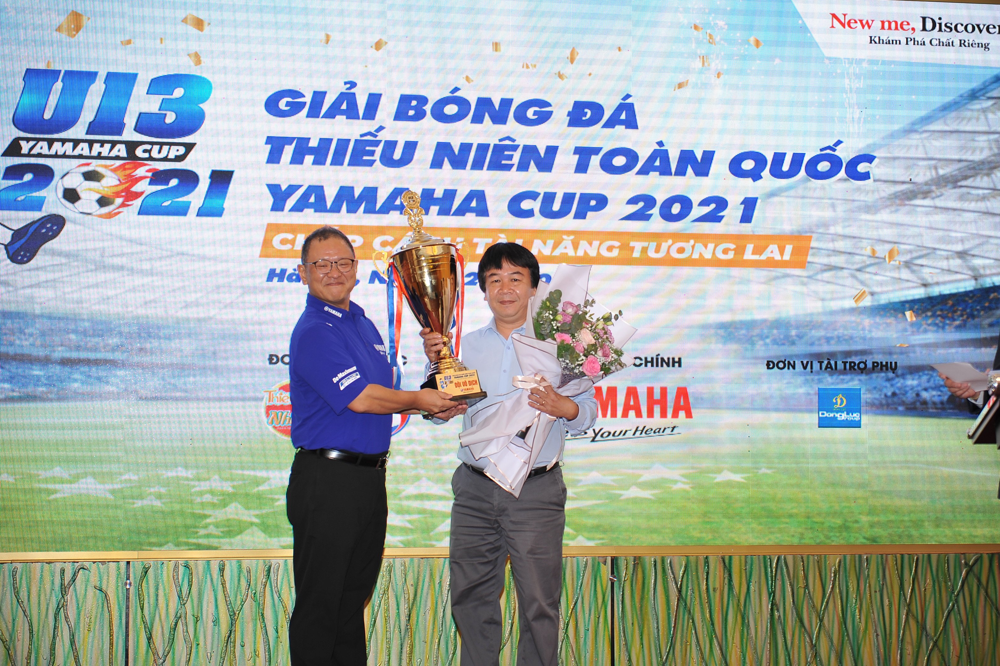Thầy Park bất ngờ xuất hiện tại lễ công bố nhà tài trợ Giải bóng đá U.13 Yamaha Cup 2021
